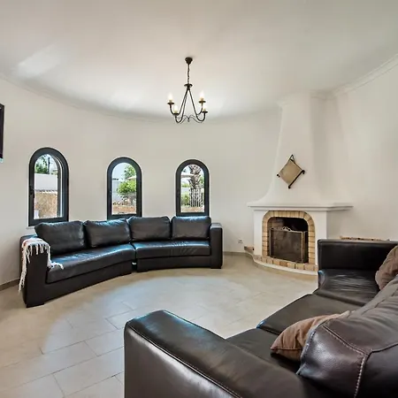 Villa Jade *